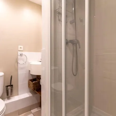 6-person Flat With Swimming Pool Tennis Court And Car Park * Le Touquet